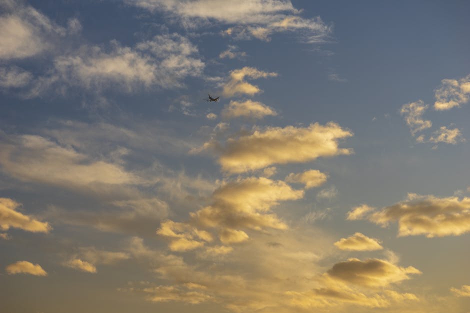 Clear dusk sky representing the limitless and clear communication of our support team